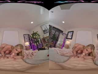 Morning Cup of Triple D - Gear VR 60 Fps - Kissing-3