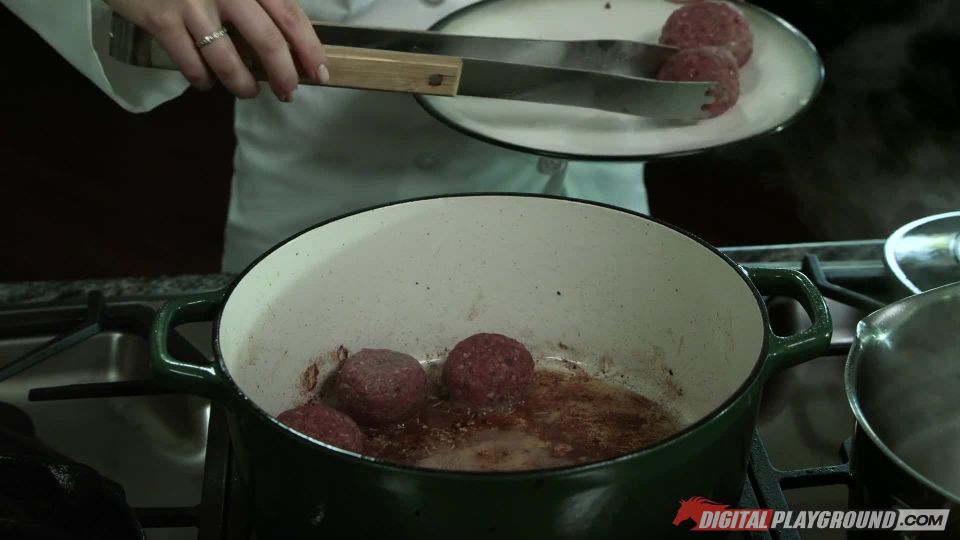 [Manuel Ferrara] Cooking With Kayden - Scene 1 - July 23, 2012
