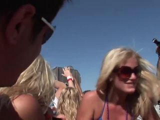 Partying with Vanilla Ice at Spring  Break-5