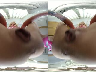 April Paisley: Face Sitting And Spitting 2880p UltraHD/4K-6