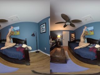 Worship Your Goddess as She Strips and Puts on Lingerie Gear vr - (Virtual Reality)-4