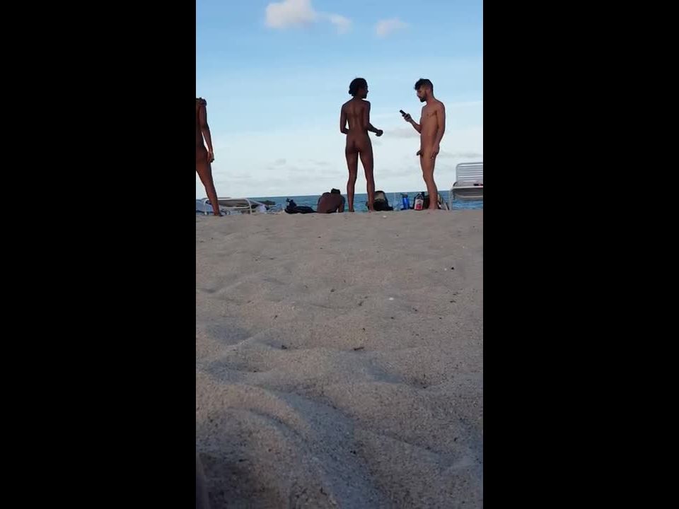 Nude_beach_HD_Mp4_