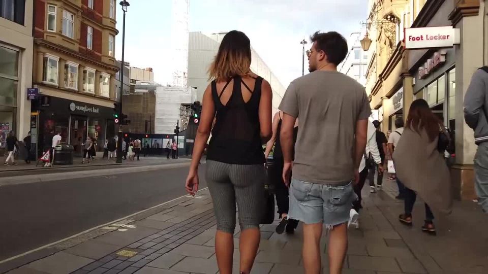 Soft butt cheeks wiggle in tight leggings