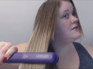 Online video GoddessLisa_Lux - Straightening long hair with music femdom-3