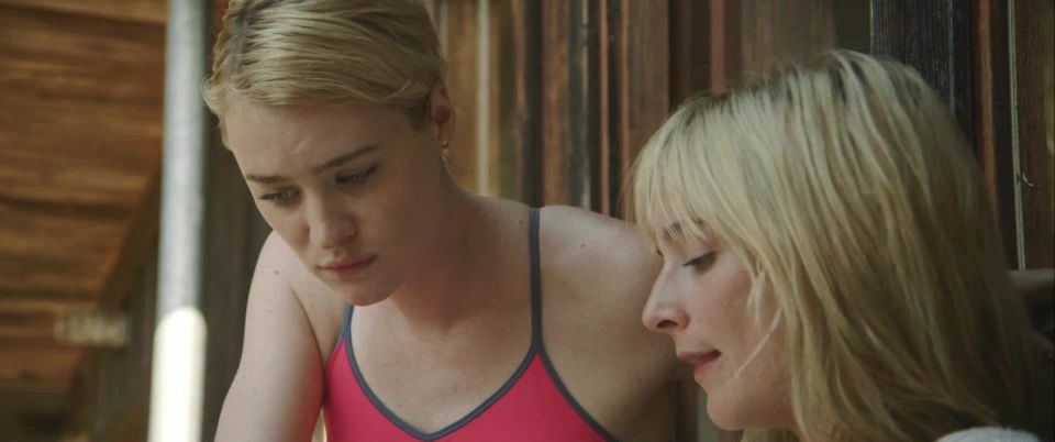 Caitlin FitzGerald, Mackenzie Davis - Always Shine (2016) HD 1080p!!!