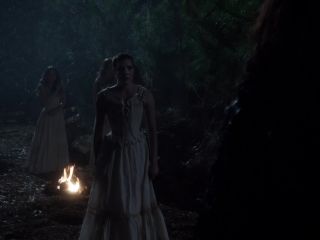 Azure Parsons, Janet Montgomery, Tamzin Merchant – Salem s01e05 (2014) HD 1080p - (Celebrity porn)-9