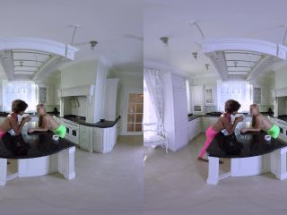 Kitchen Fun vr Luna Corazon-0