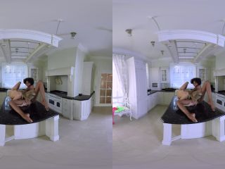 Kitchen Fun vr Luna Corazon-5