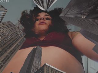 LTLGiantessClips - Mia Hope in Tiny Tampa Giantess SFX - Giants-4