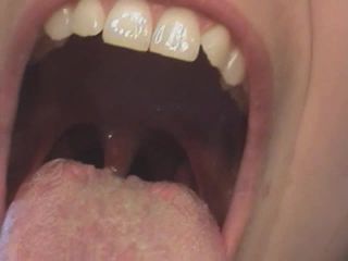 Tonguefetish016-1
