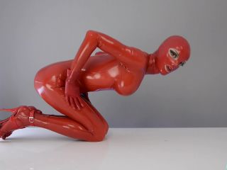 0010006Latex_Rubber_Leather-0