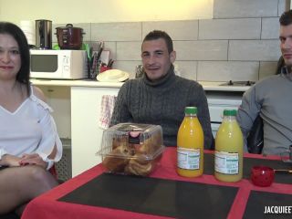 JacquieEtMichelTV.net - Aline - Aline nous offre le petitdejeuner  on amateur porn pov amateur homemade-0