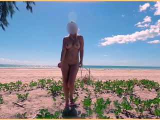 WifeyDoesWifey Dances NUDE at a PUBLIC Beach-6