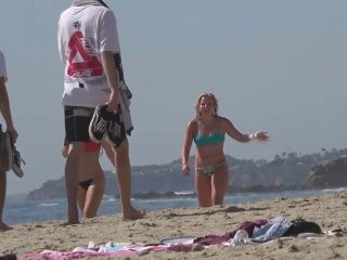 Hot teens play frisbee on the beach-4