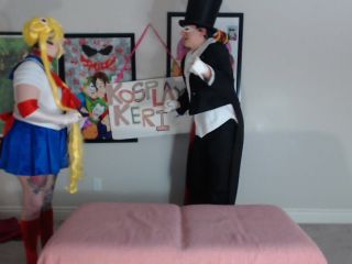 M@nyV1ds - Kosplay_Keri - Sailor Moon gives Tuxedo Mask the D-1