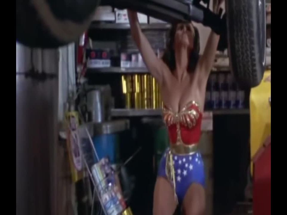 [supermisses.com] WONDER WOMAN OPERATION FRÄULEIN