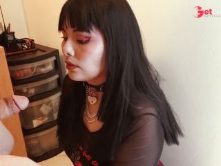 [GetFreeDays.com] Goth Girl Showing her Mouth Skills to Daddy Sex Video July 2023-2