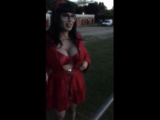 Outdoor#5 Red Slut – Amazing public sex – Maeva French, heavy rubber fetish on shemale porn -8