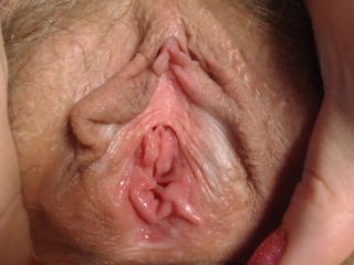 M@nyV1ds - PregnantMiodelka - Close up  hairy pussy-5
