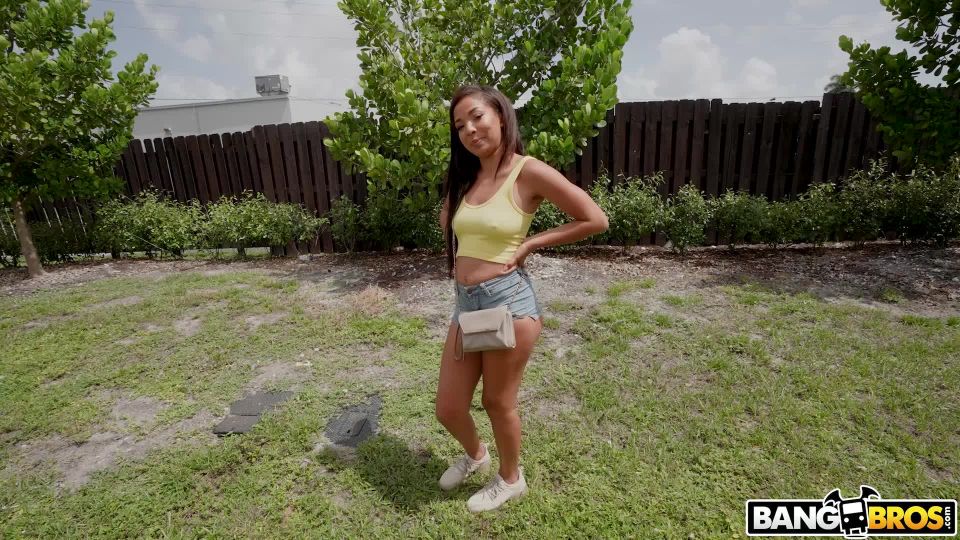 [BangBus] Malina Melendez [01.04.23] [1080p]