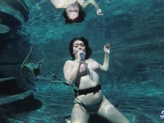 Sexunderwater.com- Piage Playing Around - Paige Taylor Dildo Play Tickling!-3