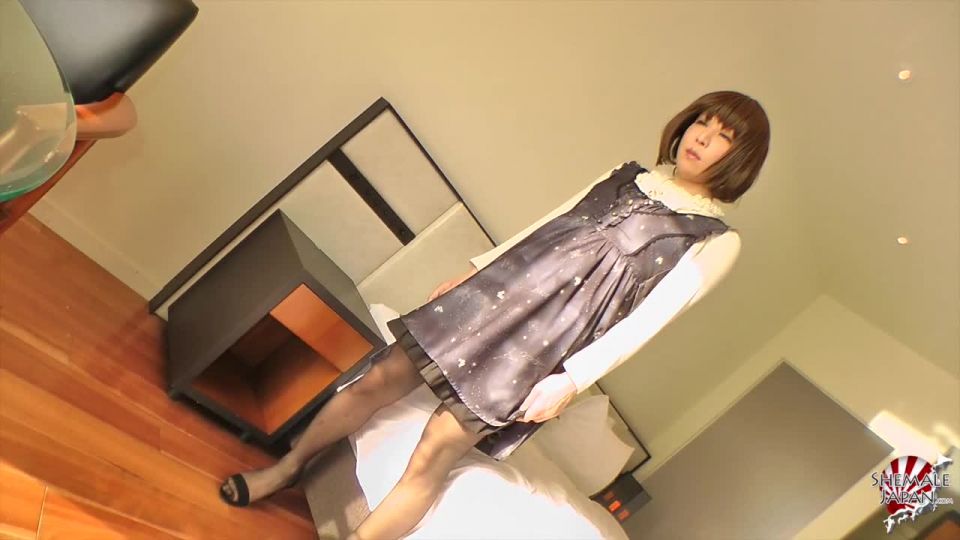 Miharu Plays in Pantyhose shemale Miharu Tatebayashi