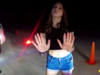 Roadside  Teen Fucks The Roadside Assistance Outdoors-1