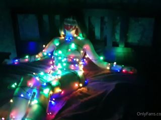 Lil Missy UK () Lilmissyuk - i just remembered that i made a short video when i was tied up with the fairy lights 22-12-2020-3