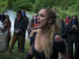 Nora Arnezeder, Lola Kirke – Mozart in the Jungle s01e09 (2014) HD 1080p - (Celebrity porn)-1