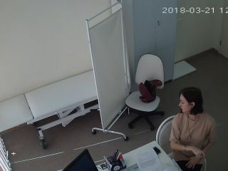 hz Voyeur in the doctor's office-2