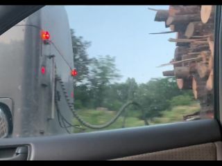 Hairy wife flashing truck drivers - Pussy-9