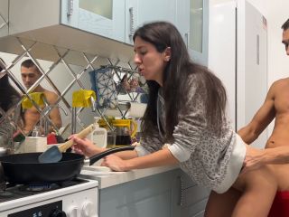 I CouldnT Resist Fucking My Neighbor In The Kitchen While She Was Preparing Dinner 1080p-1