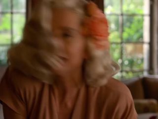 Mira Sorvino - Hollywood s01e04 (2020) HD 1080p!!!-9
