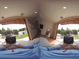 World’s Greatest Stepdad – Nadya Nabakova 4K on virtual reality -0