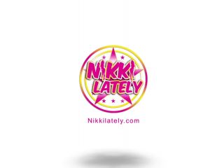 M@nyV1ds - Nikkilatelyxxx - Sneak and watch me shower-1