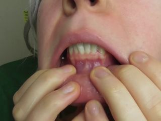 Mouth Fetish 1080p-9