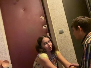 Tumanova Milf Gave A Blowjob To A Delivery Guy Of Cocks 1080p-4