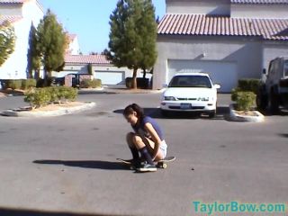 Taylor Bow Aka Riley Ryder - Skater Chicks Love To Fuck Too-7