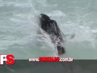 Downblouse accident in a Brazilian beach  1 280-6