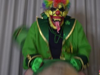 GIbbyTheClown - Fucking hot midget on St. Pattys day - Clowns-6