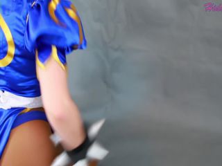 Chun Li Fucks Squirts on Thick Cock-4