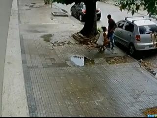 Blowjob caught in the street-6