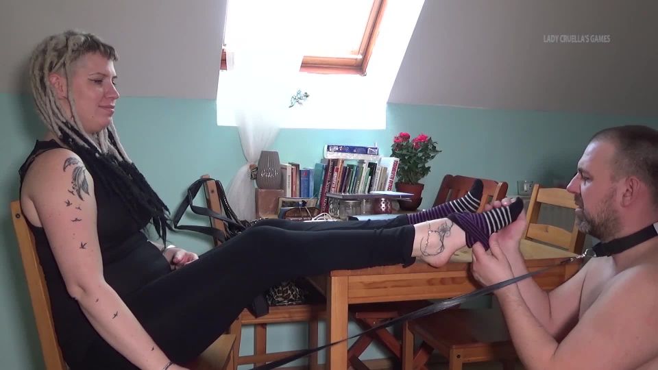 porn clip 46 Submission – Lady Cruellas games – Female supremacy – Worship my sweaty feet - fetish - femdom porn mom feet fetish