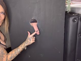 Megan_pkr - Kneel down and take this dick - Gloryhole-1