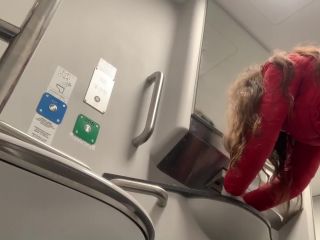 Hidden-Zone.com- Spy camera in the train toilet.-8