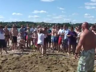 Strong girl sand wrestling tournnt Muscle-1