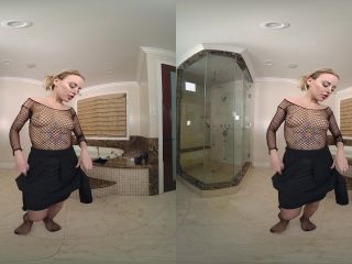 online porn clip 20 One Piece a XXX Parody - Anna Claire Clouds Gear vr on reality blonde undercut female-2