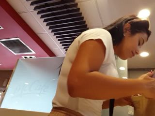 Candid vor latina in mcdonalds gorgeous body-0