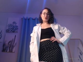 Saradoesscience - dr mommy needs to give you a physical exam i hope you dont mind me using my strap on to 11-03-2022-0