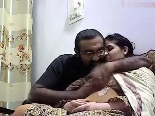 Pakistani Housewife MMS-0